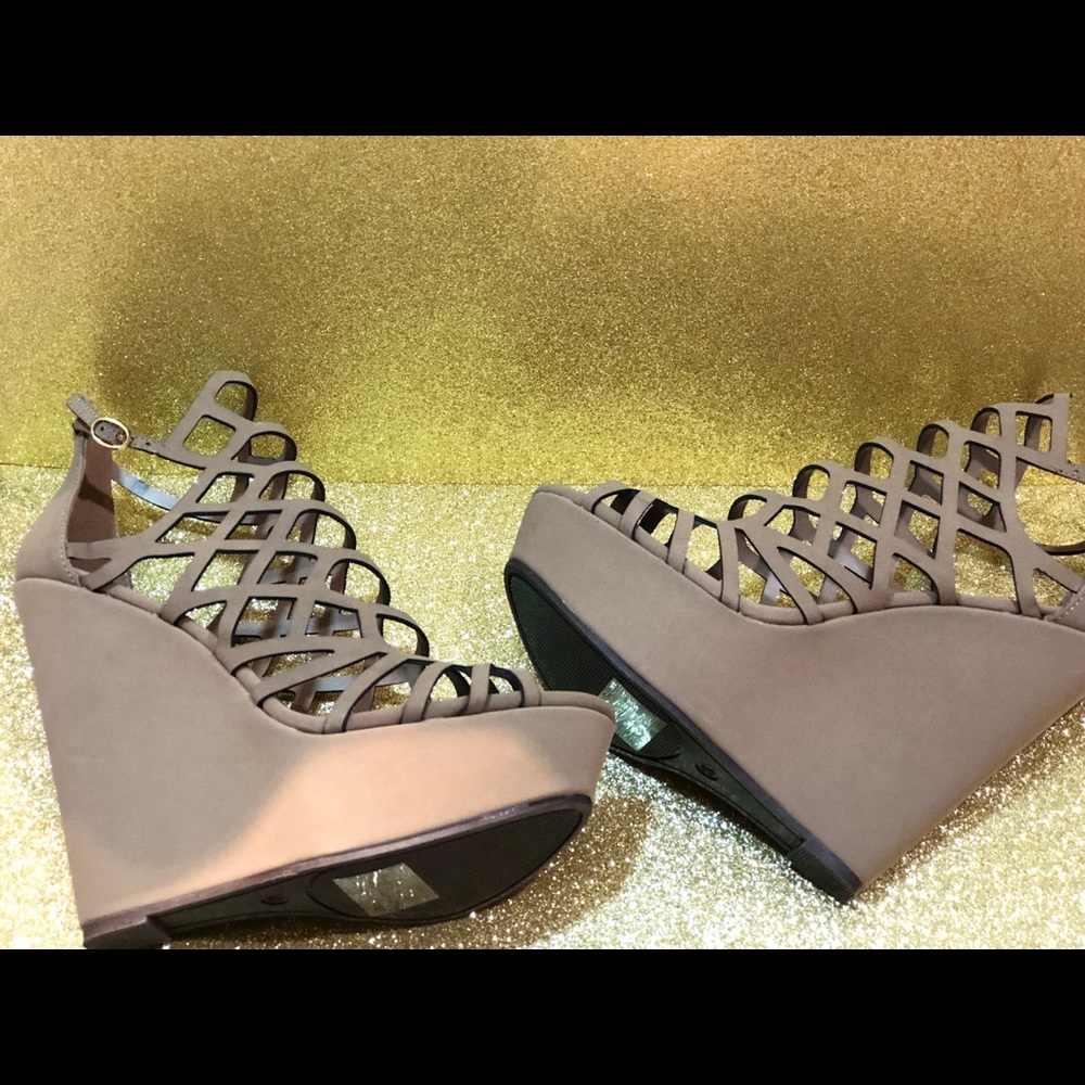 Wedges - Picture 2 of 3